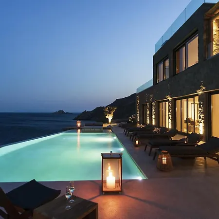 Villa Waterfront With Private Pool Agios Ioannis Diakoftis
