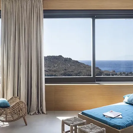 Waterfront With Private Pool Agios Ioannis Diakoftis